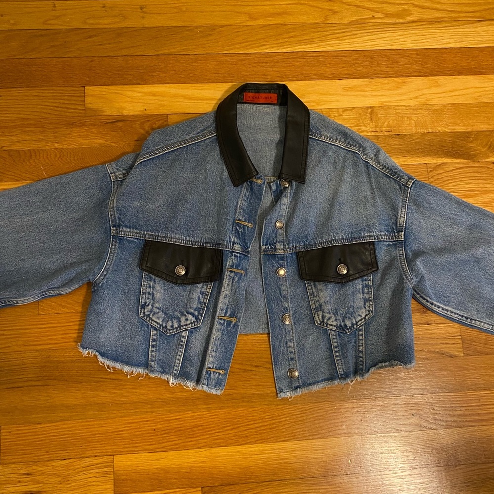 Cropped Jean jacket with leather